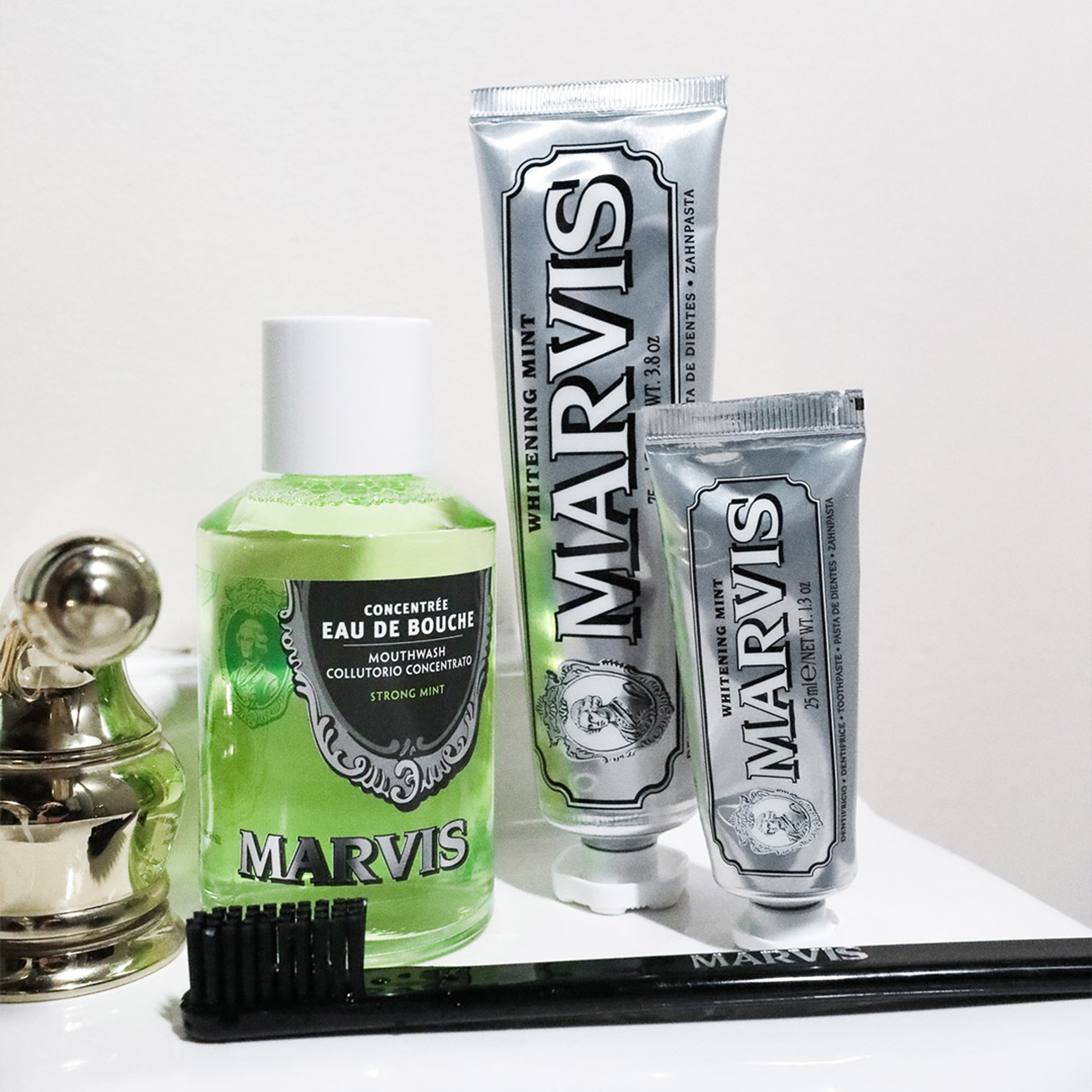 Marvis Whitening Mint Toothpaste 1.3 fl.oz 4