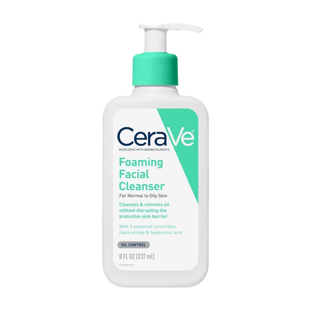CeraVe Foaming Facial Cleanser, Daily Face Wash for Oily Skin, Hyaluronic Acid + Ceramides + Niacinamide, Fragrance Free, Non-Drying Oil Control Face Wash, 8 Fluid Ounces
