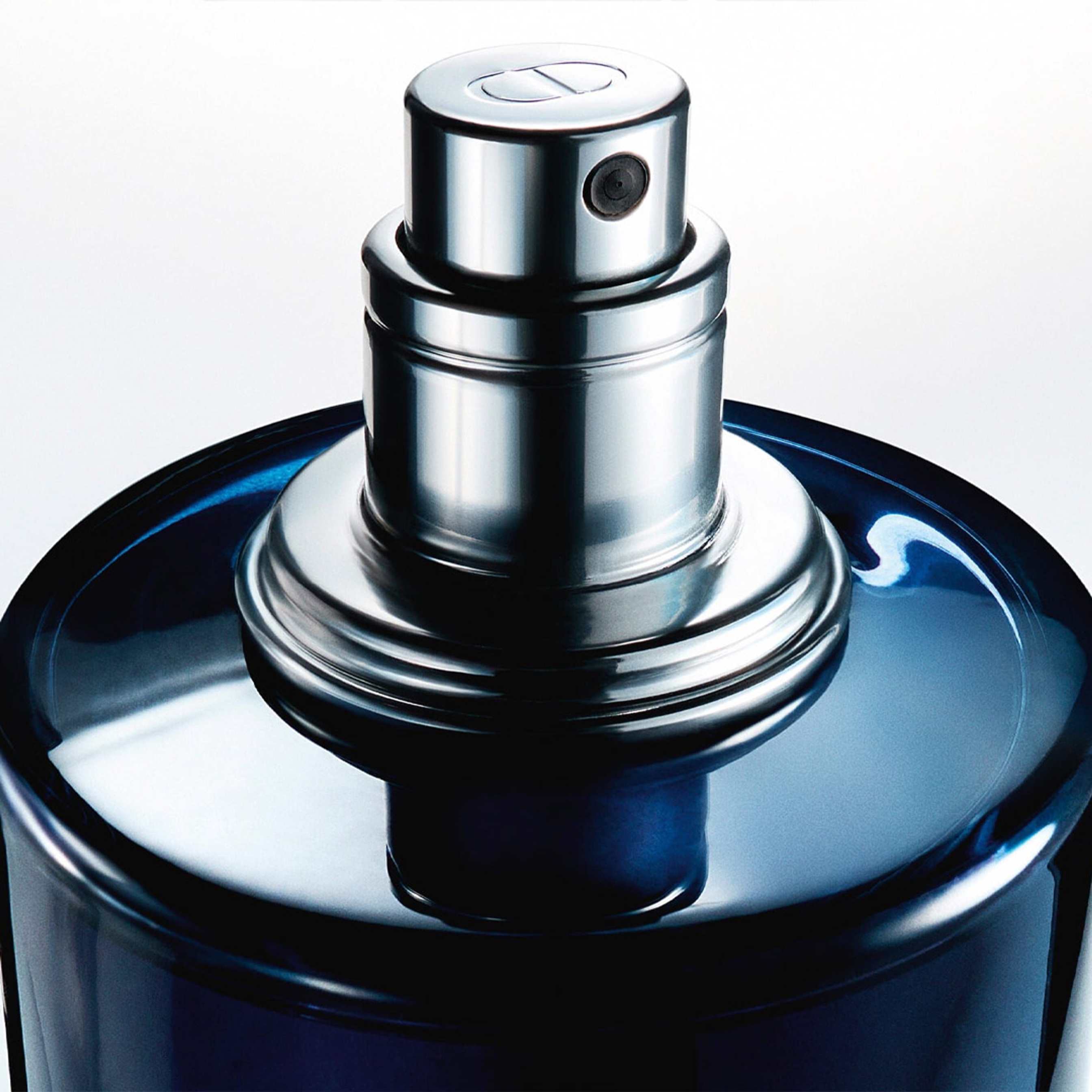 Dior Sauvage Parfum for Men 2 fl.oz - Citrus Woody Fragrance 5
