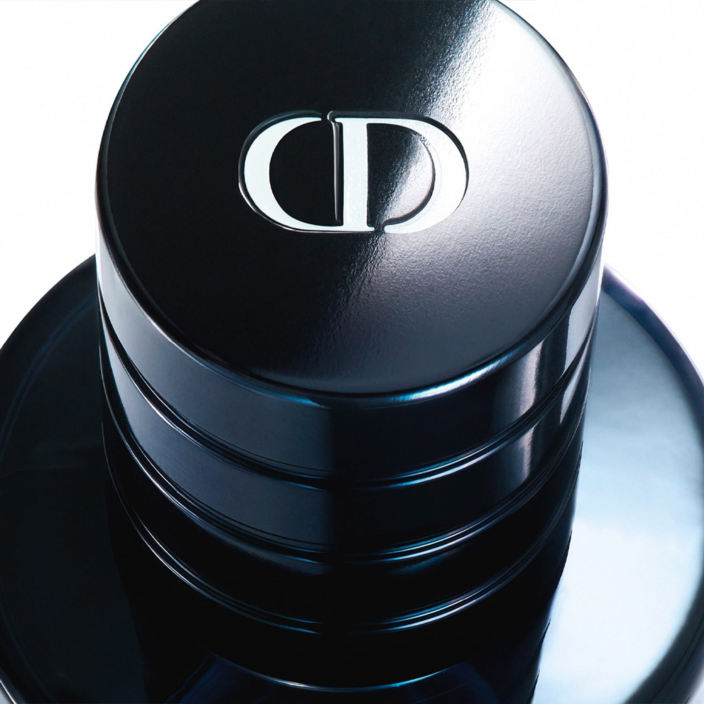 Dior Sauvage Parfum for Men 2 fl.oz - Citrus Woody Fragrance 3